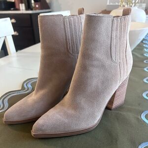 Marc Fisher pointed toe boots